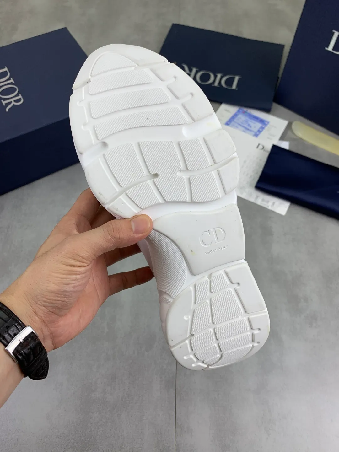 Men's shoes 💰P480 new style 💰new color high quality🔥🔥🔥, Dior [Dior] official website newly released 1:1 copy, the shoe body is made of imported original fine and breathable cloth and selected first-layer cowhide ➕original fine mesh lining insole, perfect shape and top quality 🙈rubber foam combination outsole is super light and wear-resistant👣, super hot style Code number: 38-45 (46 47 customized)